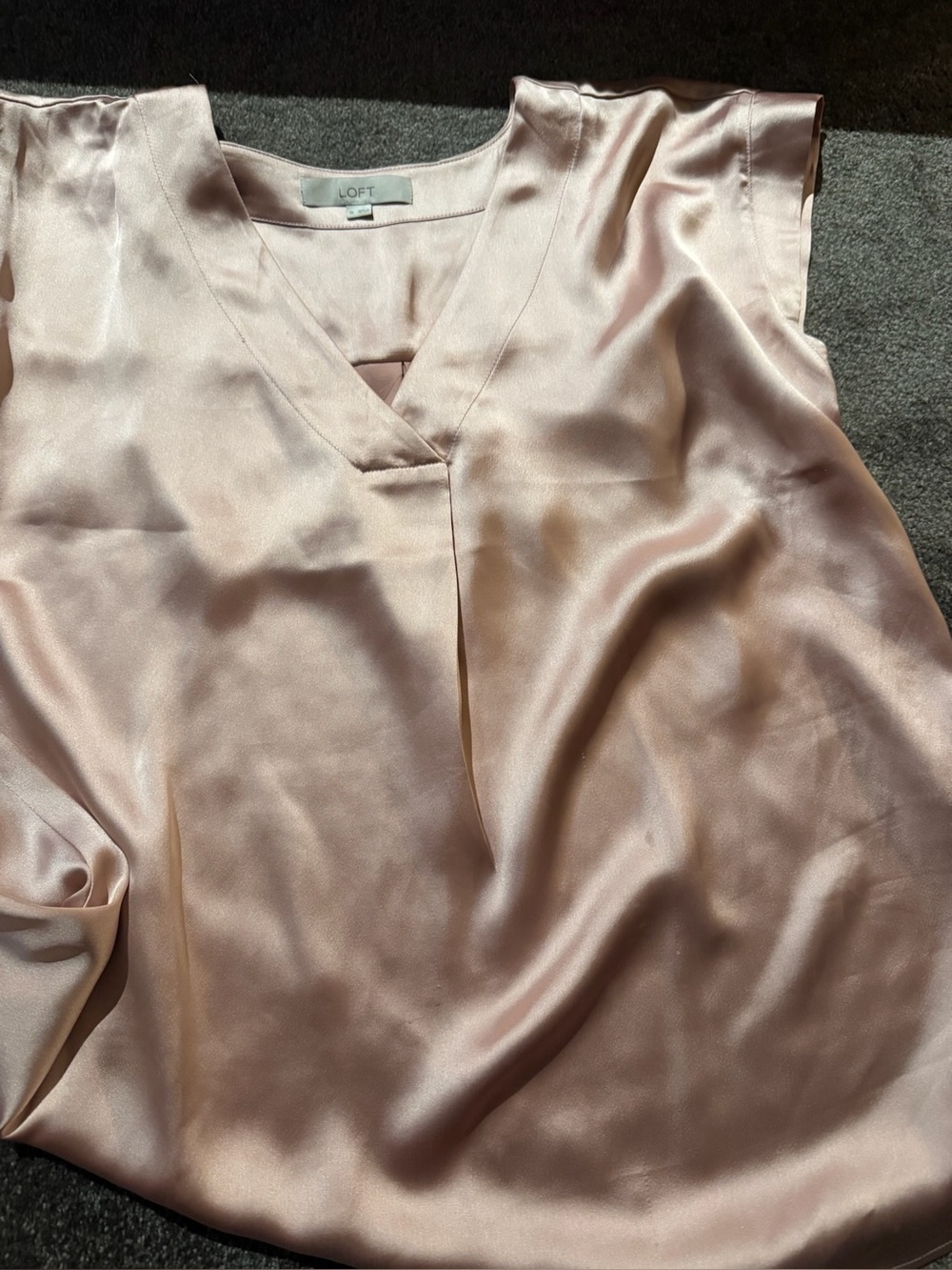 LOFT Satin V-Neck Shell Top - Pale Blush